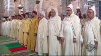 بالفيديو.. الشيخ عمر القزابري يؤم الملك محمد السادس ليلة القدر