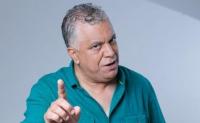بعد أن اتهم بالنمطية: سيتكوم "كلنا مغاربة" يتيح لـ"الخياري" تقمص دور جديد يمارسه في حياته الخاصة