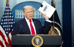 ترامب يهدد بـ"تدمير كامل" للبنية التحتية للطاقة والنفط في إيران إذا لم يتم التوصل إلى اتفاق