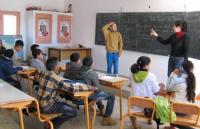 الحكومة تستعد لتغيير تسمية "الأساتذة المتعاقدين" وهذا هو مشروعها