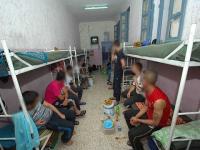 ثلاثة معتقلين مغاربة في حالة صحية "خطيرة" بعد دخولهم في إضراب مفتوح عن الطعام بالجزائر