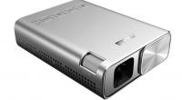 أسوس تعلن عن جهاز العرض الجيبي ZenBeam E1
