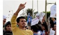 إخلاء سبيل الصحفي والناشط في حركة 20 فبراير  بعد اعتقاله و هو يغطي قمع أساتذة السلم9