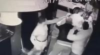 بالتفاصيل: أمن الرباط يلقي القبض على أحد منفذي الهجوم المسلح الذي استهدف حانة "أمنيزيا" بالرباط (فيديو)