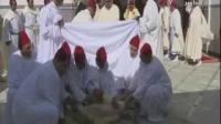 الملك محمد السادس ينحر أضحية العيد