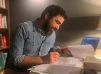مغربي يزعم أنه فك شيفرة "زودياك" السفاح الذي أرعب الأمريكيين لعقود!