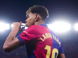 لامين جمال.. من الإفطار إلى التسجيل، نجم برشلونة يخطف الأضواء!