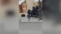 سطو مسلح على متجر مجوهرات شهير قرب وزارة العدل فى فرنسا(فيديو)