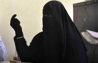 التحقيق مع فتاتين بالرباط على خلفية إشاعة المنقبة "المشرملة"