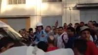 فيديوا جديد لشرطي طنجة وهو يحاول توقيف سيارة النقل السري
