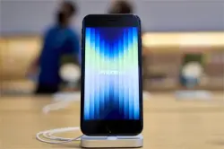 آبل تستعد للكشف عن "هاتف آيفون" بسعر اقتصادي