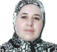 وفي الليلة الظلماء يفتقد البدر