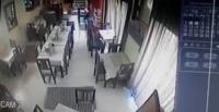 شاب يسرق هاتف محمول من مطعم بمراكش