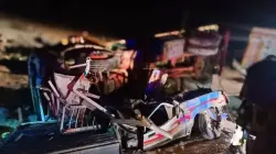 فاجعة في مصر.. سقوط 20 قتيلاً وجريحاً في تصادم مروع بجنوب البلاد