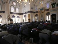المحكمة العليا في اليابان تصادق على قانون يتيح للحكومة التجسس على أفراد الجالية المسلمة