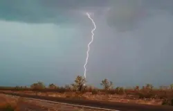 صاعقة رعدية تنهي حياة سيدة بإقليم تطوان