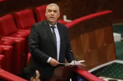 مستشار برلماني يطلق اتهامات خطيرة بالفساد..ورد قوي من وزير الداخلية