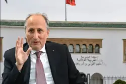 تفاصيل اجتماع ناري بين وزير التربية الوطنية والنقابات وبرادة يبشر رجال ونساء التعليم