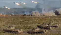 الجيشان المغربي والفرنسي يجريان مناورات عسكرية ضخمة قرب الحدود الجزائرية