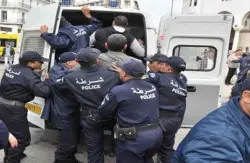 حملة اعتقالات غير مسبوقة في قطاع التعليم بالجزائر