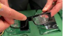 فضيحة "النظارات الذكية" تهز إسبانيا .. مغاربة يدفعون مبالغ خيالية للغش في "البيرمي"