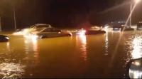 الطريق الرابطة بين تطوان و مرتيل تتحول إلى مسبح كبير