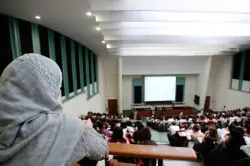 "أطروحات للبيع".. السوق السوداء التي تهدد مصداقية البحث الجامعي بالمغرب