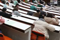 أساتذة بإحدى الجامعات الخاصة بالدار البيضاء "يحتجون"