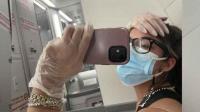 سيدة تعزل نفسها 5 ساعات في مرحاض الطائرة بعد ثبوت إصابتها بكورونا