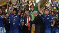 نهائي "كأس الأندية".. ترامب يقتحم منصة التتويج ويحتفل مع تشيلسي في مشهد غير مسبوق!