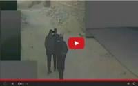 فضيحة: رجال شرطة جزائريون يقومون بالسرقة من أحد المحلات بغرداية