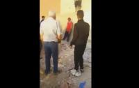 شباب بوهديلة يقومون بواجب الشرطة ويطوقون مجرما مبحوثا عنه