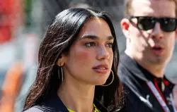 المغنية الشهيرة "دوا ليبا" تقطع علاقتها بمدير أعمالها بعد دعمه لإسرائيل