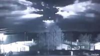 بالفيديو: ما حقيقة هذا الجسم الغريب الذي انفجر في سماء سوريا؟