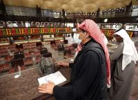 "كورونا" تضرب الأسواق الخليجية وتكبدها خسائر فادحة