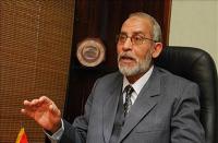 محاكمة مرشد الإخوان ونائبيه في 25 أغسطس