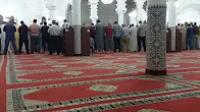 صلاة التراويح في مسجد بالناظور : كل واحد كيصلي بوحدو
