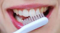 تعرف على اسباب نزيف اللثة وطريقة علاجها