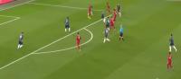 بالفيديو... ليفربول يحتفظ بالصدارة بعد سحقه  مانشستر يونايتد