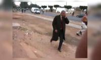 بالفيديو .. باشا مدينة آيت ملول يفر بجلده من هراوات رجال الأمن