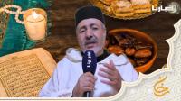 من أخرج زكاة الفطر نقداً هل يجب عليه إعادة إخراجها طعاما؟