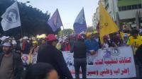 تونسيون يساندون النقابيين والعمال المغاربة ويهاجمون العثماني وحكومته