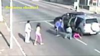 عملية سرقة هوليودية أمام الملأ