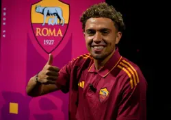 بعد انضمامه إلى "روما".. "العيناوي" يحسم بشكل نهائي في قرار حمل قميص "الأسود"