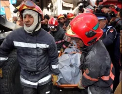 استخراج جثة شاب من تحت أنقاض فندق “لينكون” بالبيضاء