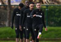 زميل "زياش" في تشيلسي يعلق بطريقة ساخرة على التحاقه بغلطة سراي التركي