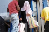 عون سلطة يتعرض لاعتداء خطير بالسلاح الأبيض خلال توزيعه لقفة رمضان بمارتيل