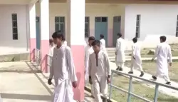 مدير مدرسة يضرب تلميذاً حتى الموت خلال الطابور الصباحي