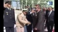 رجل أمن "يرتبك" أمام الملك محمد السادس