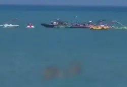 "الفونطوم" يعود من جديد ويثير الجدل أمام أعين المصطافين بشاطئ السعيدية(فيديو)